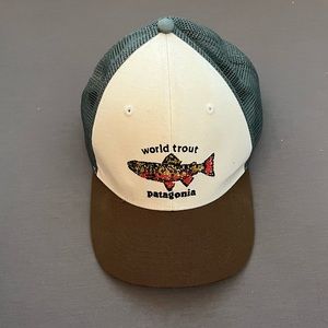 Patagonia world trout green and brown mesh hat